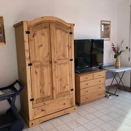 Apartment Cosy Au Lavandou Avec Terrasse Et Parking - Fr-1-308-73 Le Lavandou